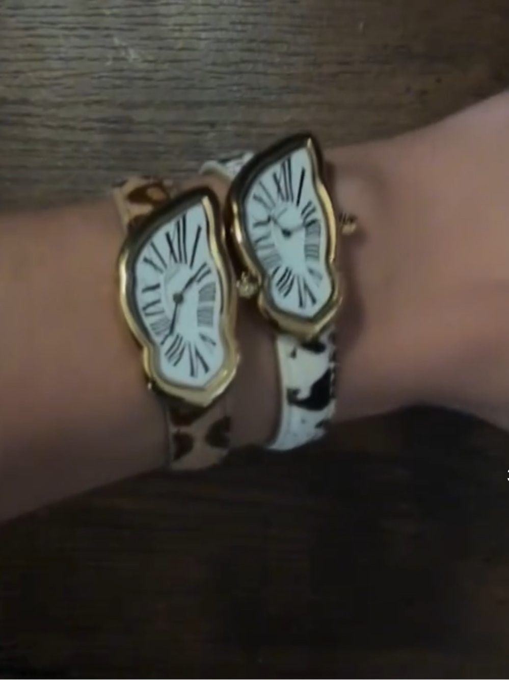 Laphont melting watch in Leopard Print with Gold-Tone Case - Picture 5 of 5